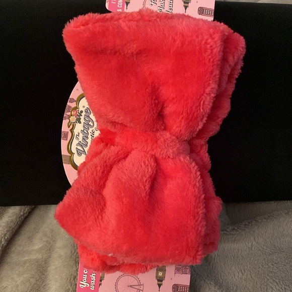 MakeUp HeadBand 💗💆🏼‍♀️👌🏻 - Picture 2 of 5